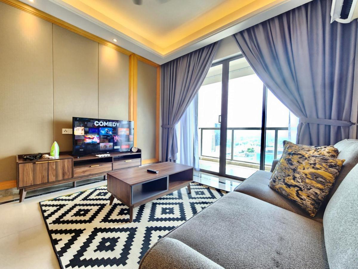 R&F Princess Cove Ciq Premium Sea & City View Suites By Neo Джохор-Бару Экстерьер фото