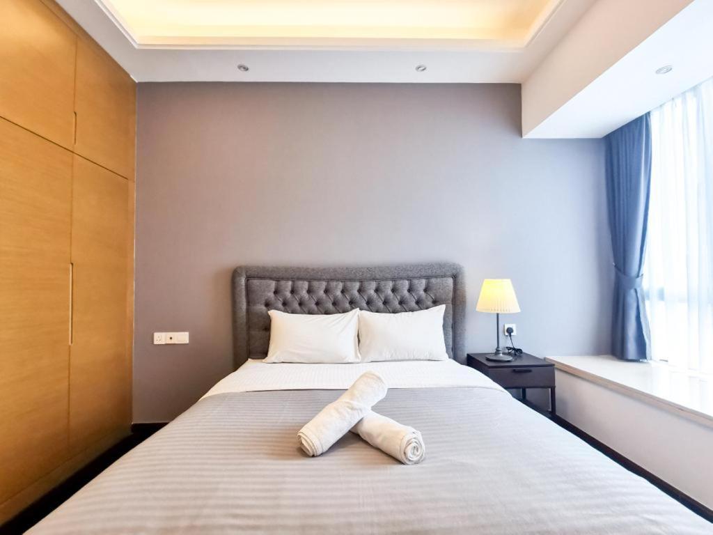 R&F Princess Cove Ciq Premium Sea & City View Suites By Neo Джохор-Бару Номер фото