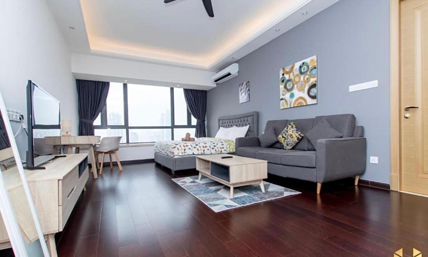 R&F Princess Cove Ciq Premium Sea & City View Suites By Neo Джохор-Бару Номер фото